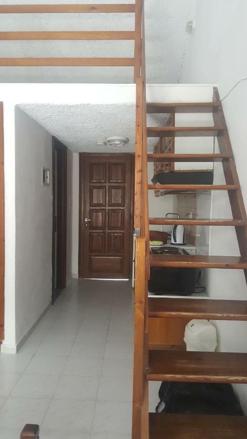 Amalia Apartments 考考纳里斯 外观 照片